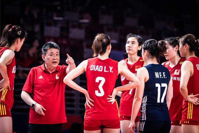 期间哈登场均19.3分5.5板9.3助 三项命中率48/44/93%今日NBA常规赛，快船战胜勇士取得6连胜。